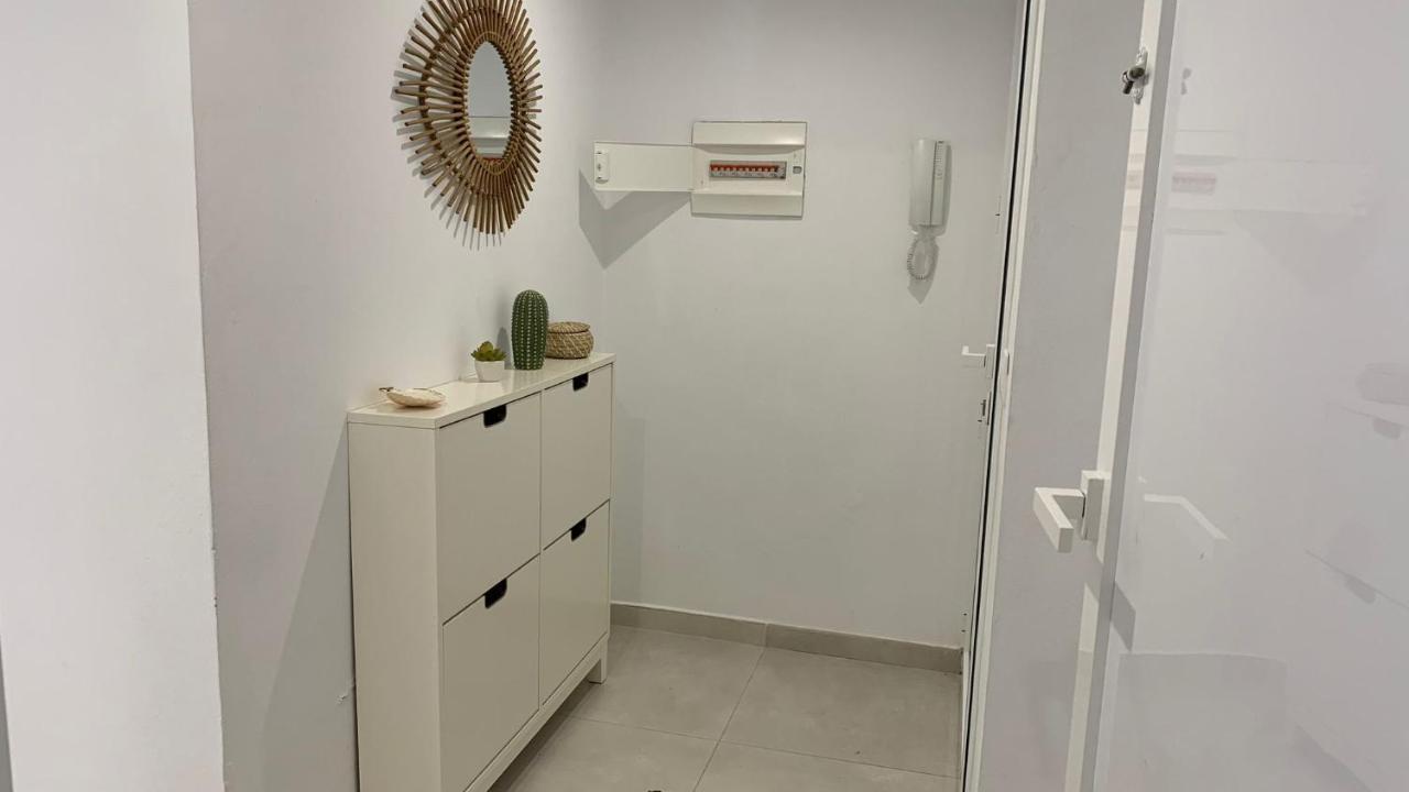 Apartamento Rodhes Playa B-1 *