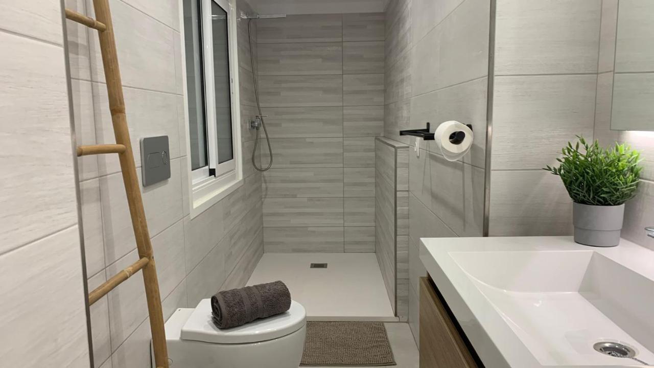 Rodhes Playa B-1 Apartamento *