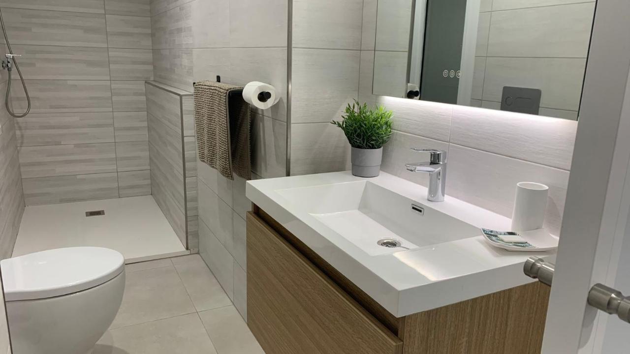 Rodhes Playa B-1 Apartamento